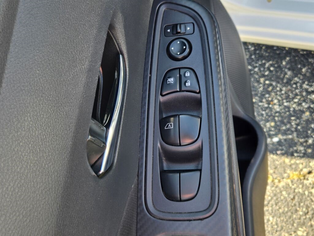 2022 Nissan Versa 1.6 SV photo 16