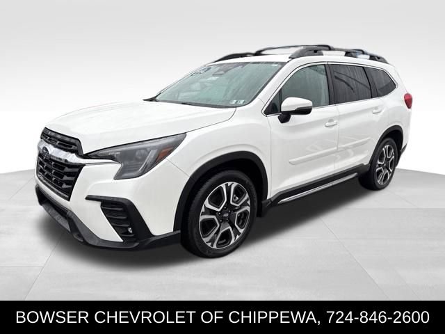 2023 Subaru Ascent Limited's photo