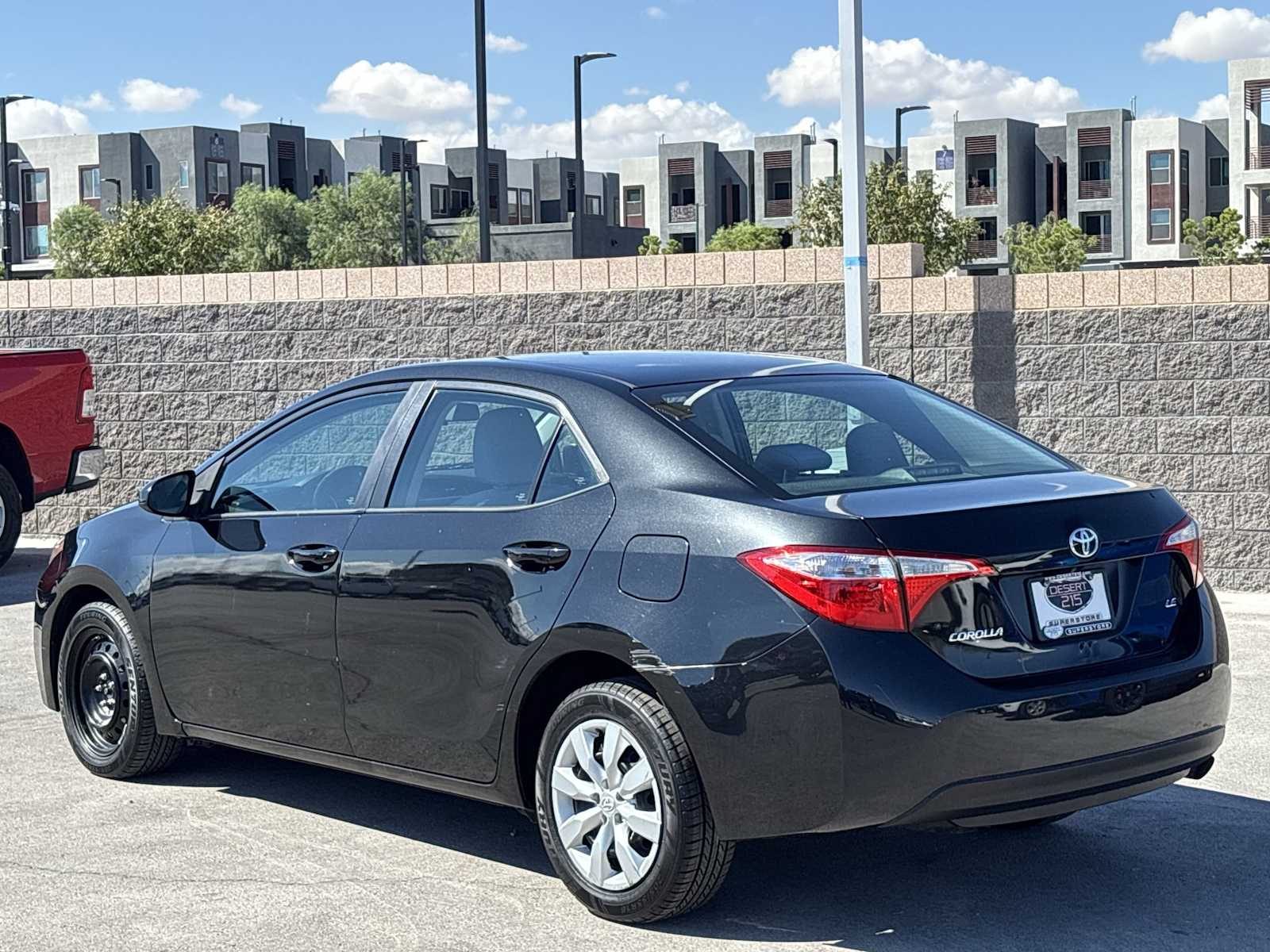 2016 Toyota Corolla LE photo 7
