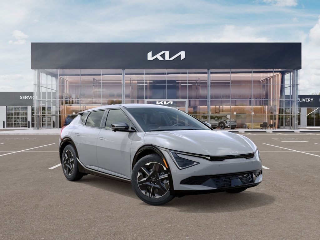 2025 Kia EV6 Wind photo 2