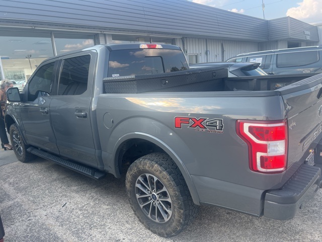 2020 Ford F-150 XLT photo 3