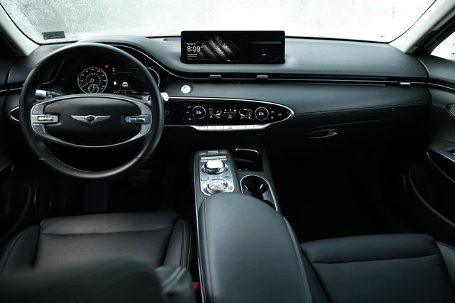 2025 Genesis GV70 2.5T photo 25