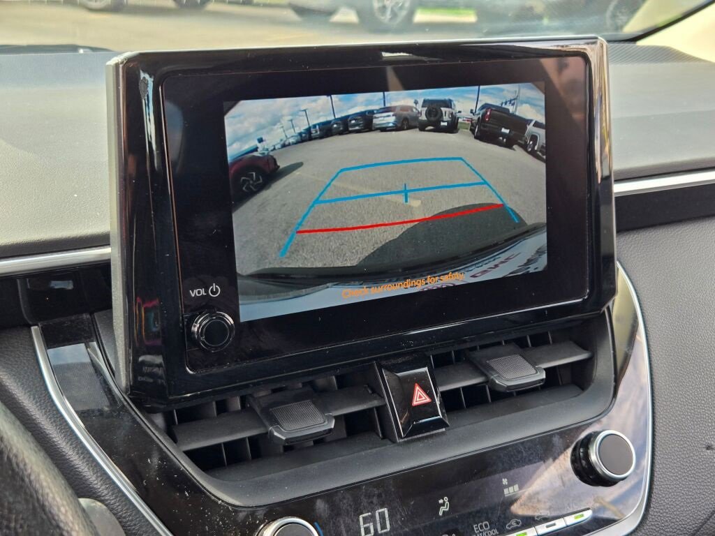 2023 Toyota Corolla LE photo 22