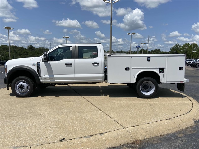 2024 Ford F-550 photo 6