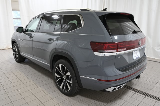 2025 Volkswagen Atlas SEL Premium R-Line photo 2