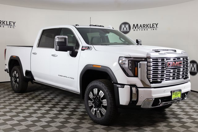 2025 GMC Sierra 2500HD Denali's photo