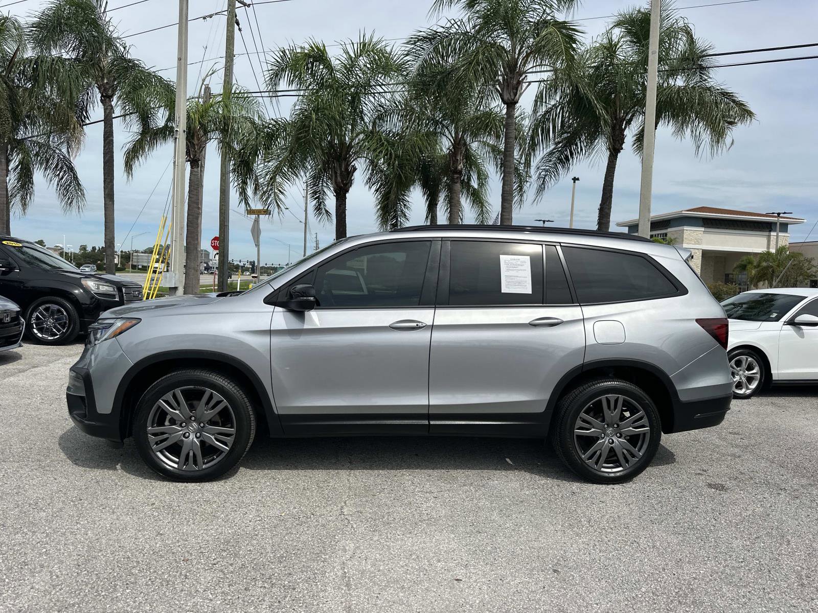 2022 Honda Pilot Sport photo 5