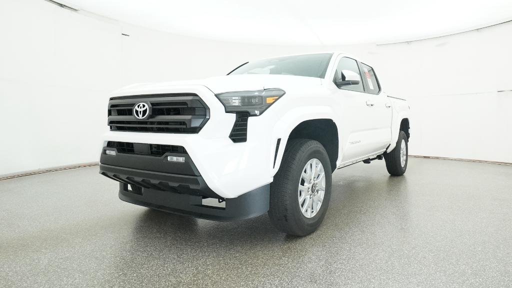 2025 Toyota Tacoma SR5 Double Cab photo 4