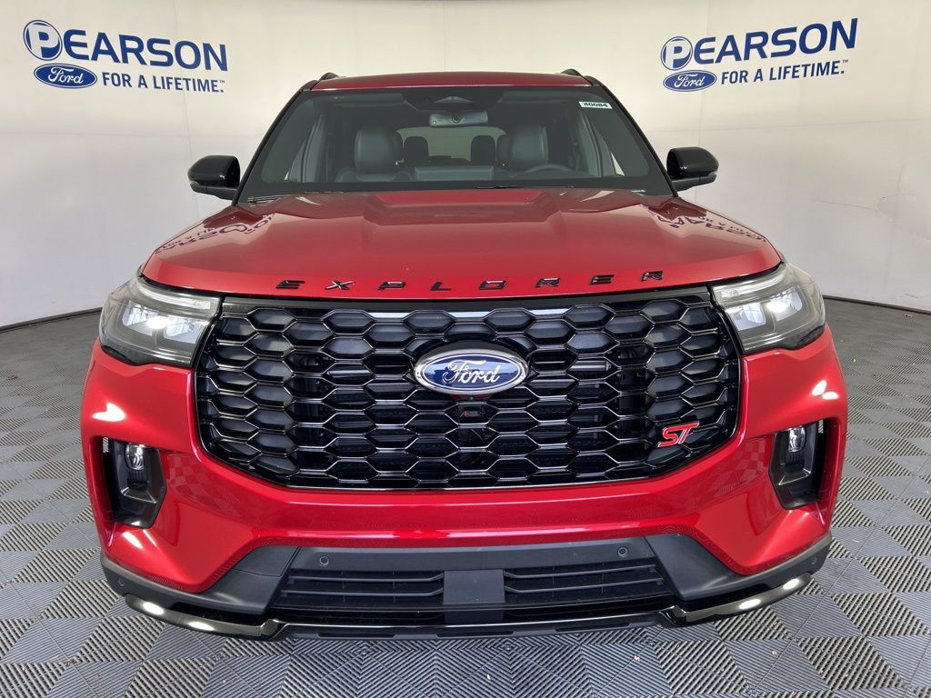 2025 Ford Explorer ST photo 2