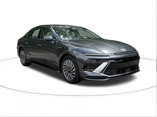 2025 Hyundai Sonata Hybrid SEL's photo