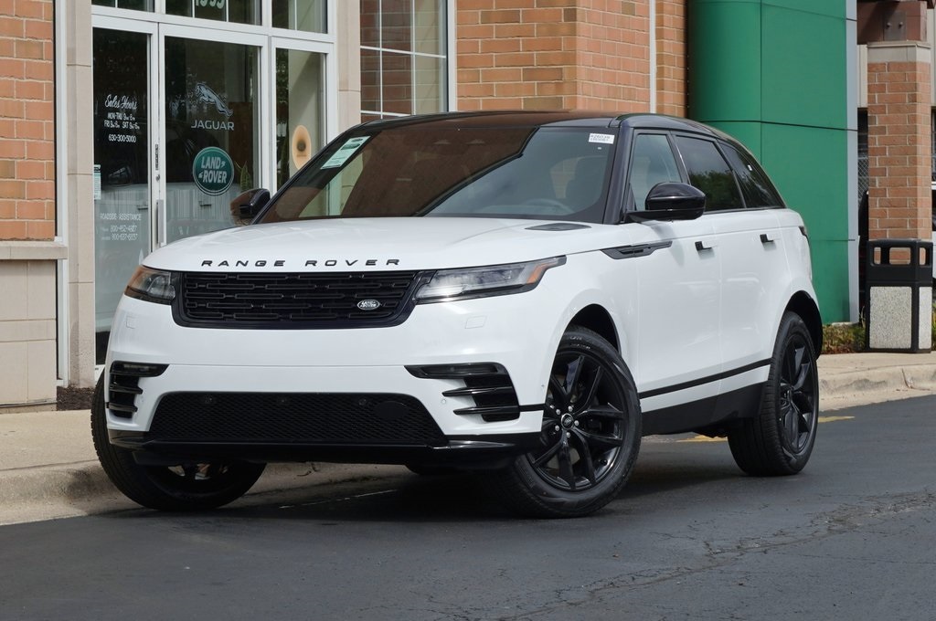2026 Land Rover Range Rover Velar Dynamic SE