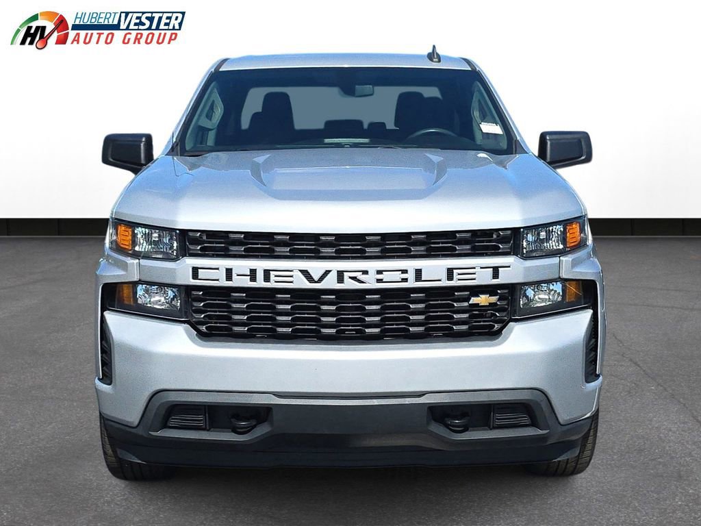 2020 Chevrolet Silverado 1500 Custom photo 3