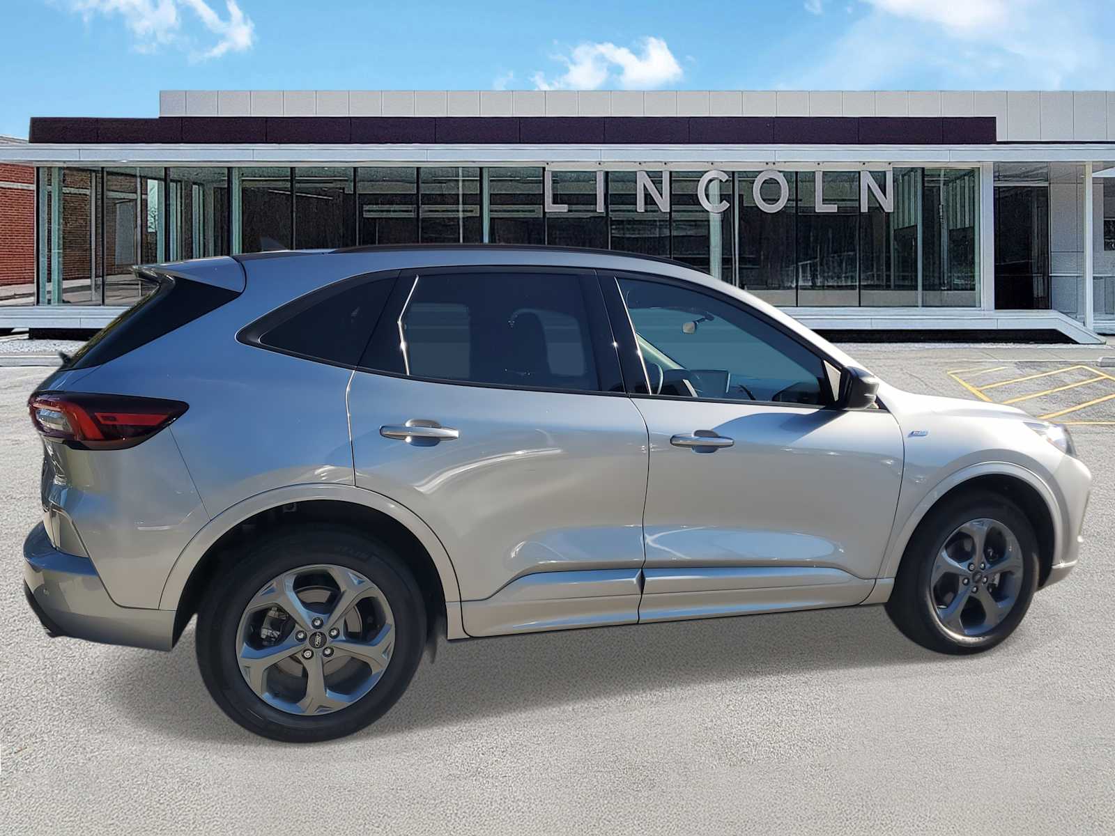 2023 Ford Escape ST-Line photo 3