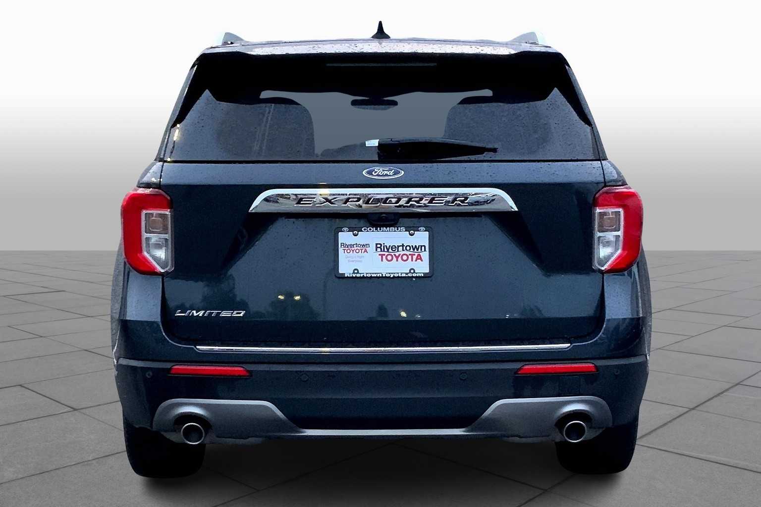 2023 Ford Explorer Limited photo 4