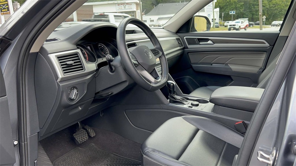 2021 Volkswagen Atlas SE photo 32