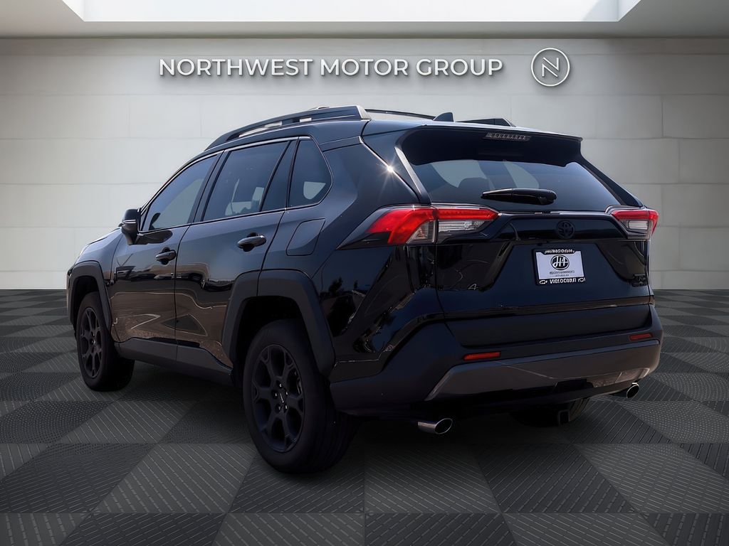 2022 Toyota RAV4 TRD photo 2