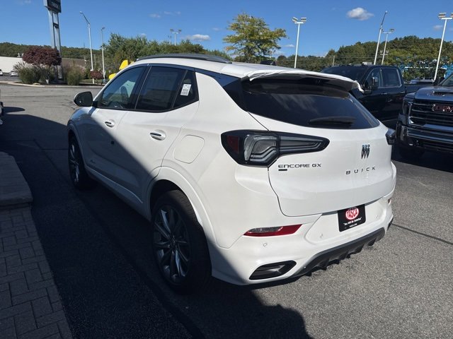 2026 Buick Encore GX Avenir photo 7