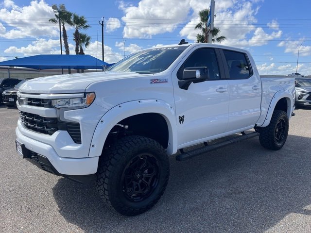 2025 Chevrolet Silverado 1500 RST photo 3
