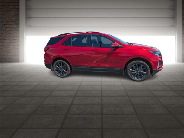 2023 Chevrolet Equinox RS photo 2