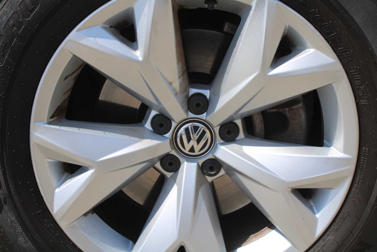 2018 Volkswagen Atlas V6 SEL photo 16