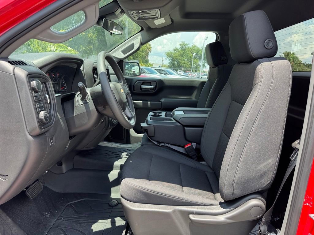 2025 Chevrolet Silverado 1500 photo 10