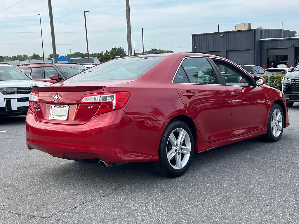2014 Toyota Camry L photo 3