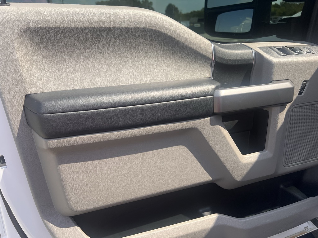 2020 Ford F-250 XLT photo 8