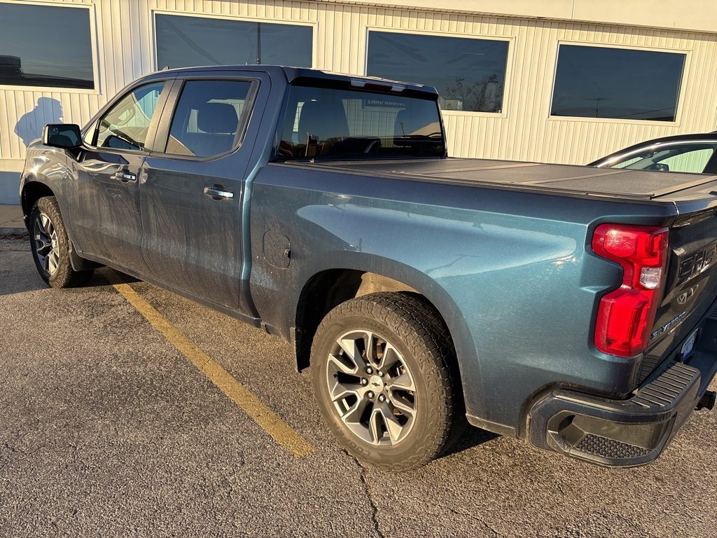 2022 Chevrolet Silverado 1500 RST photo 4