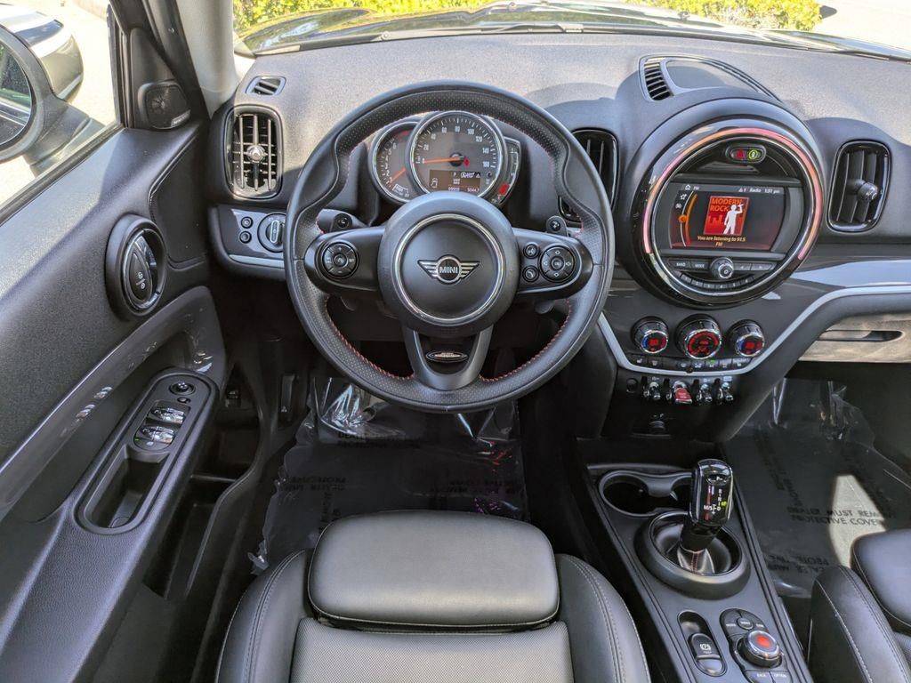2020 Mini Cooper S ALL4 photo 14
