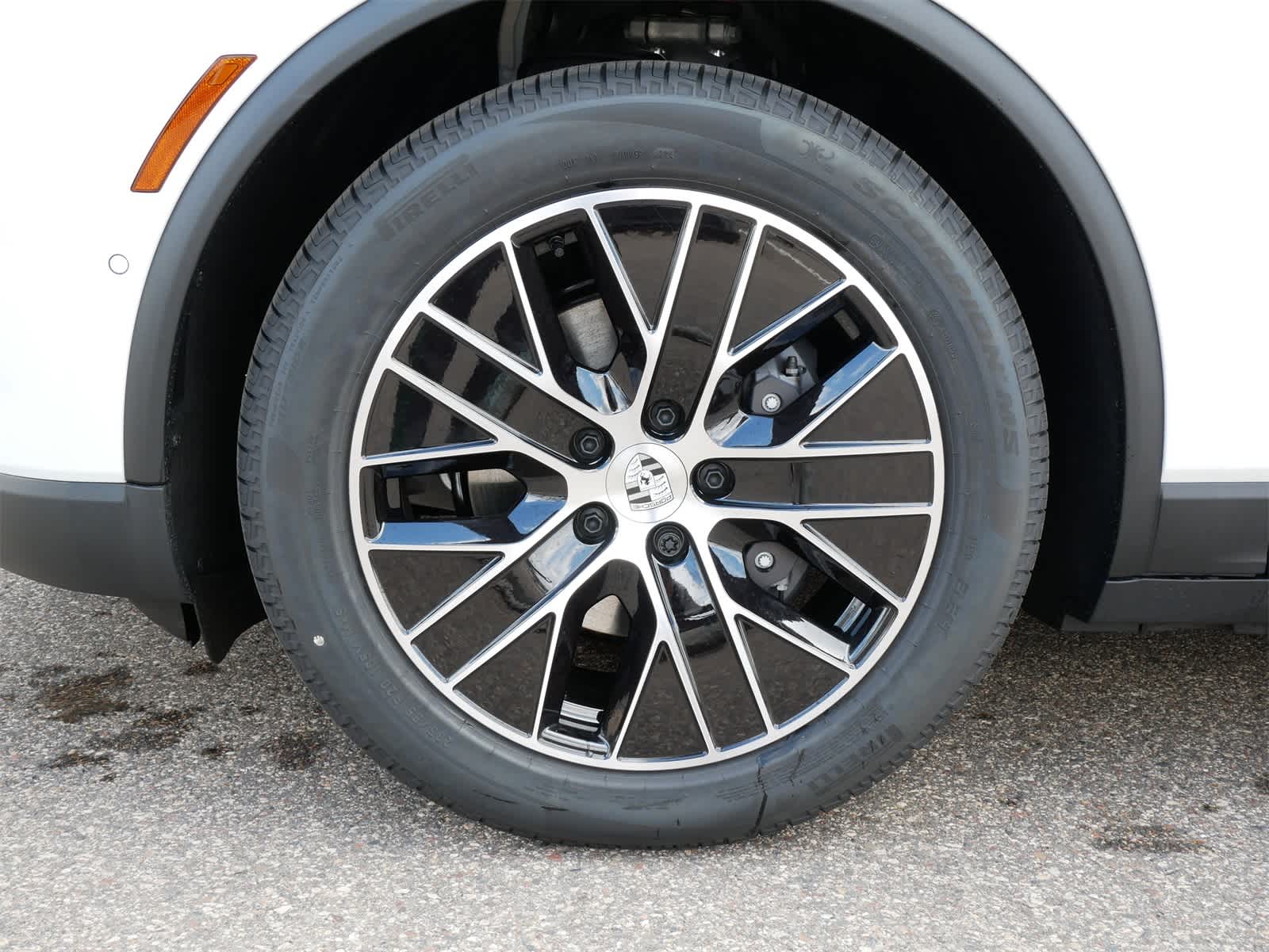 2025 Porsche Macan Electric 4 photo 20