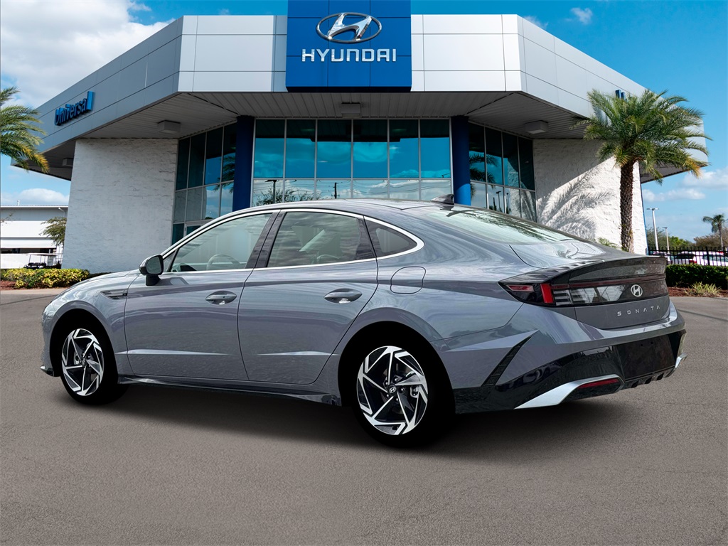 2026 Hyundai Sonata SEL Sport photo 4