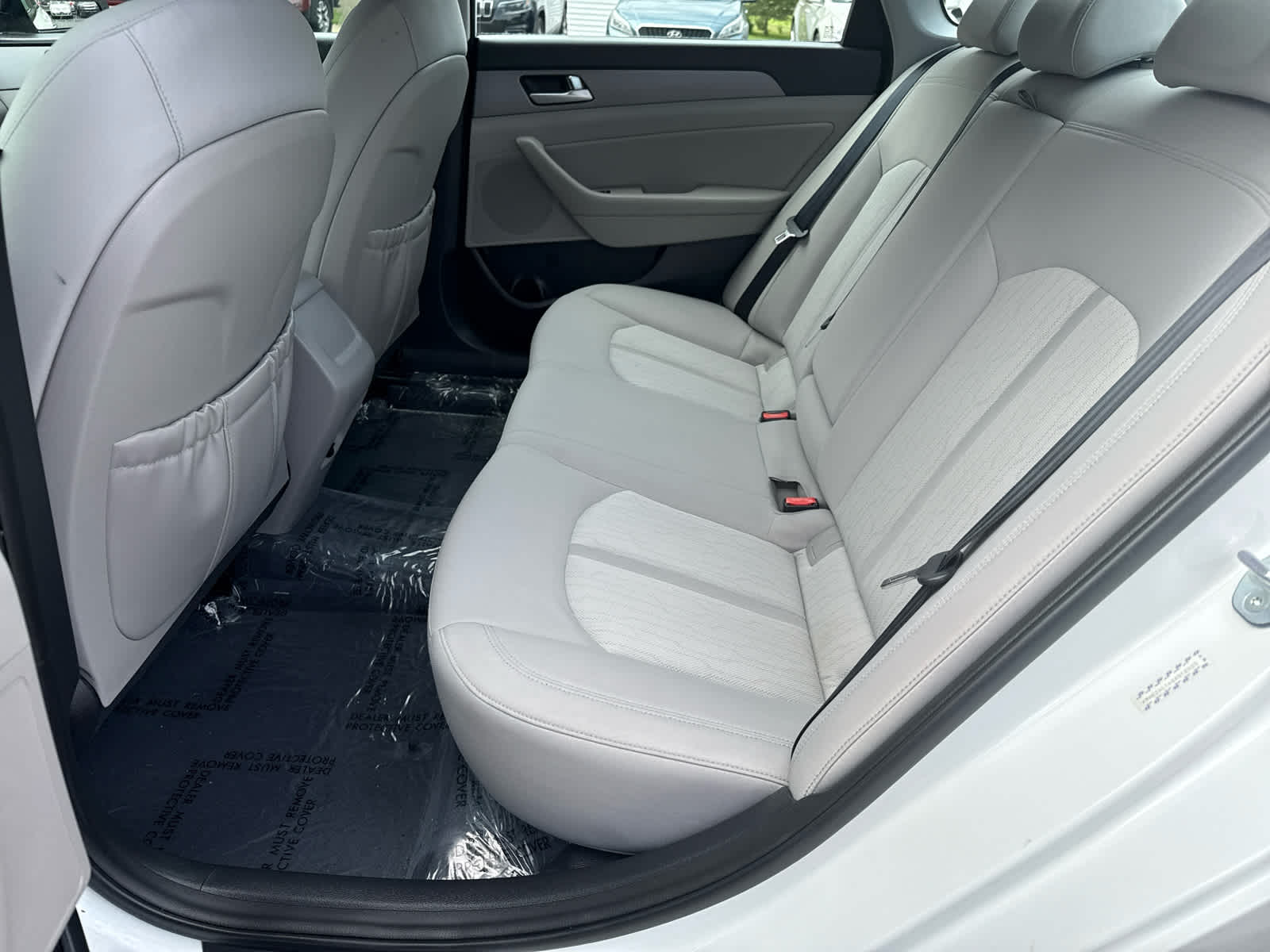 2016 Hyundai Sonata Hybrid SE photo 12