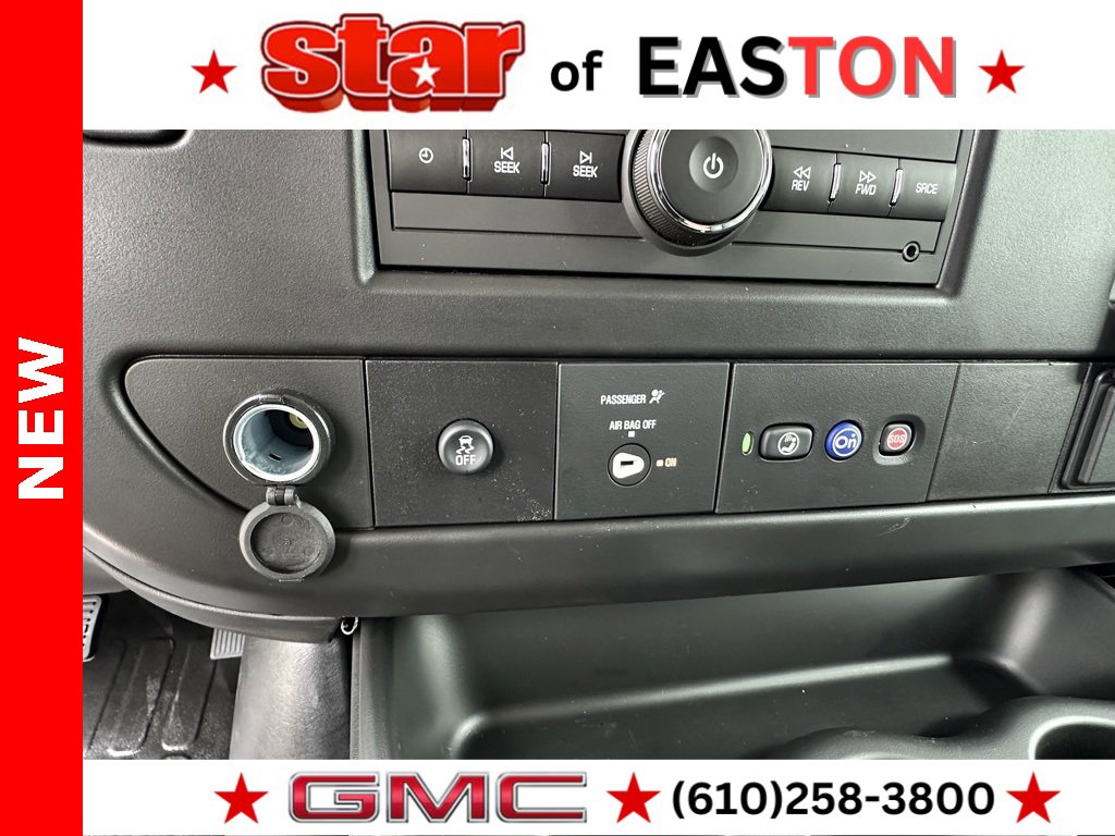 2025 Gmc Savana Cargo 2500 photo 12