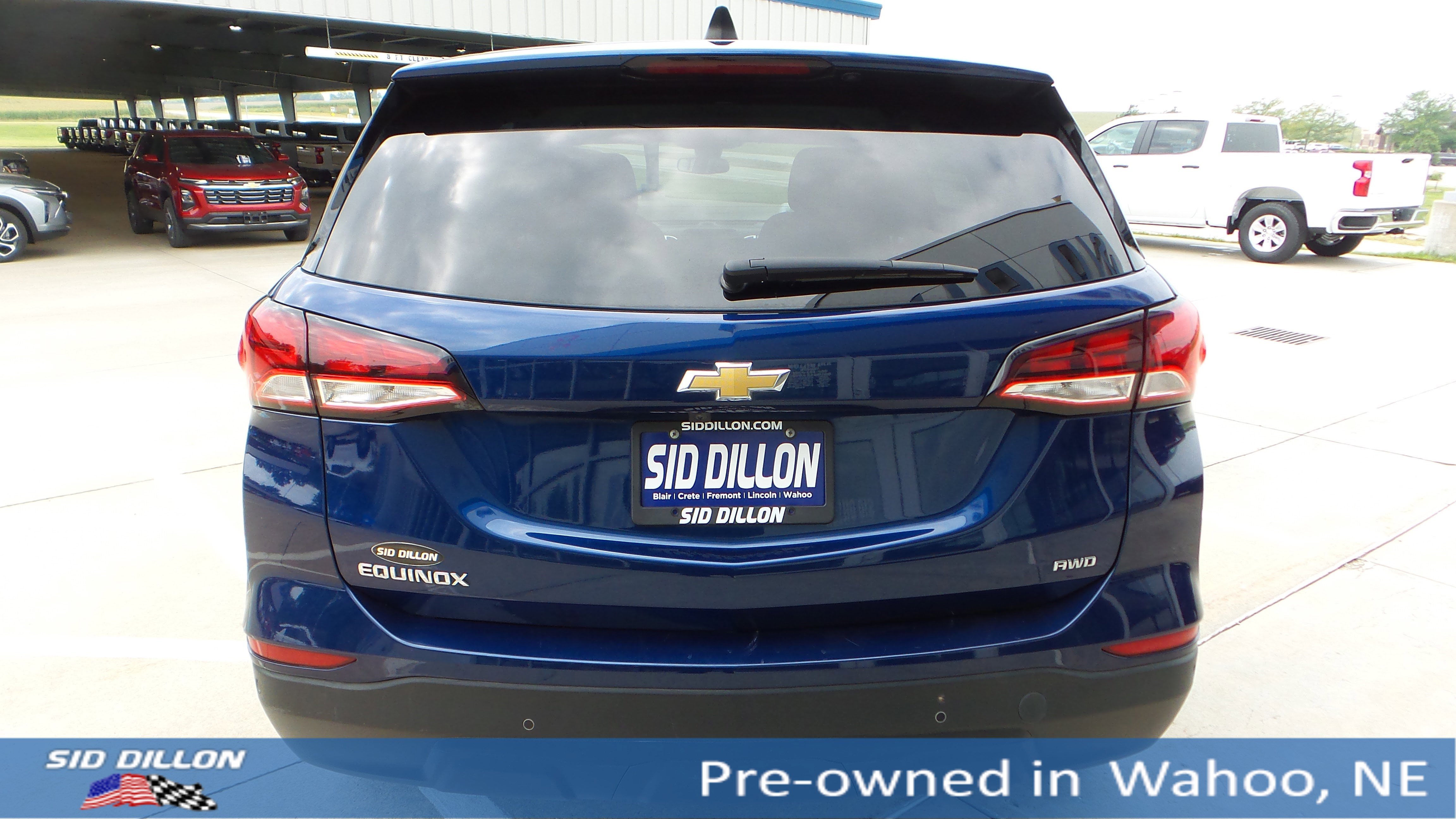 2022 Chevrolet Equinox LS photo 3