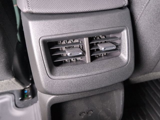 2026 Chevrolet Equinox EV 1LT photo 6
