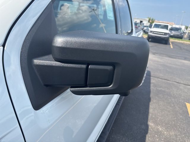 2025 Ford F-150 XLT photo 4