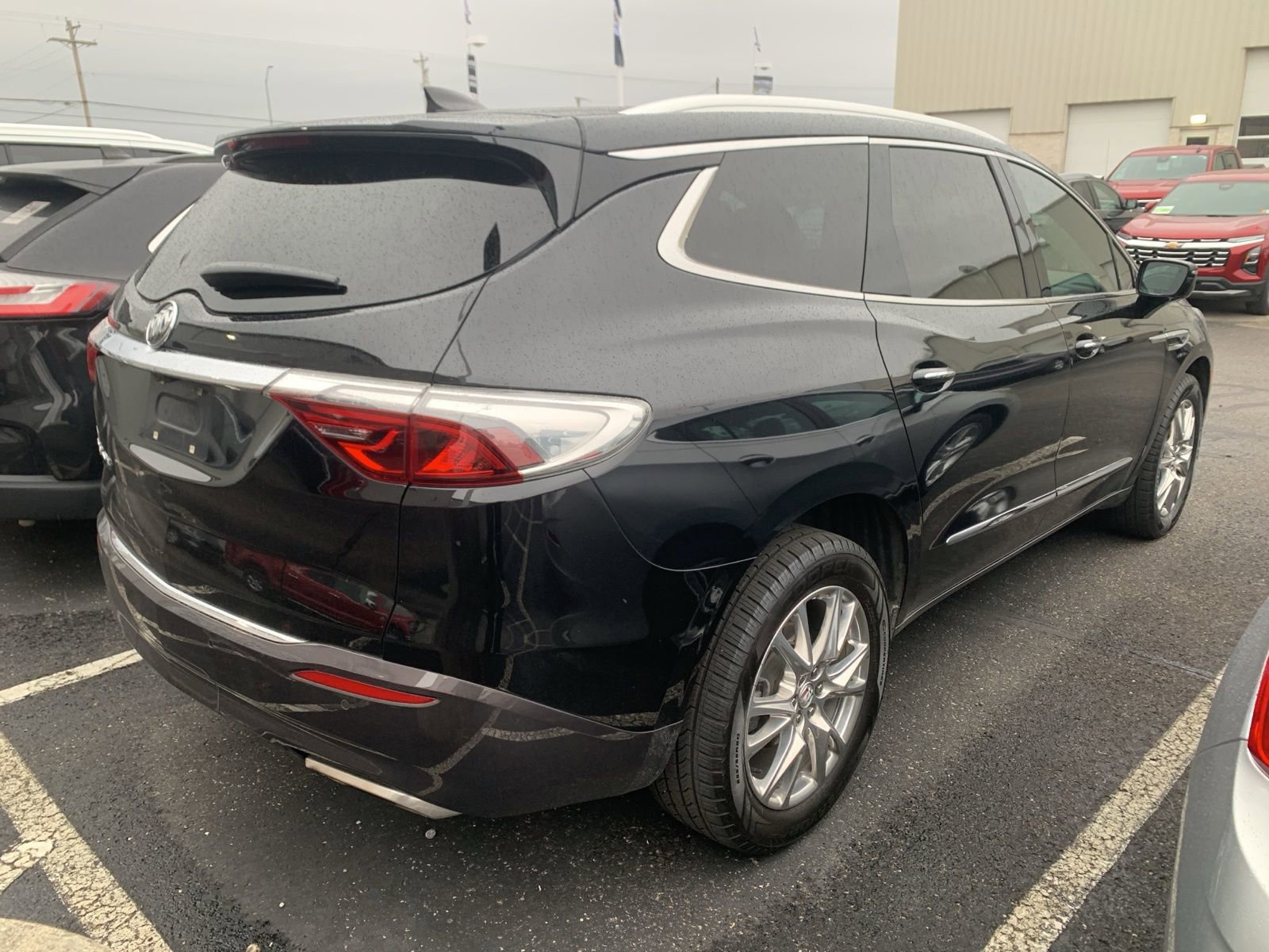 2023 Buick Enclave Premium photo 2