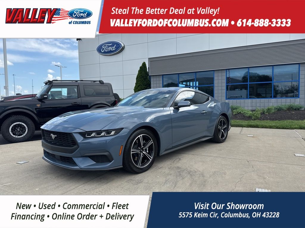 2024 Ford Mustang EcoBoost photo 2