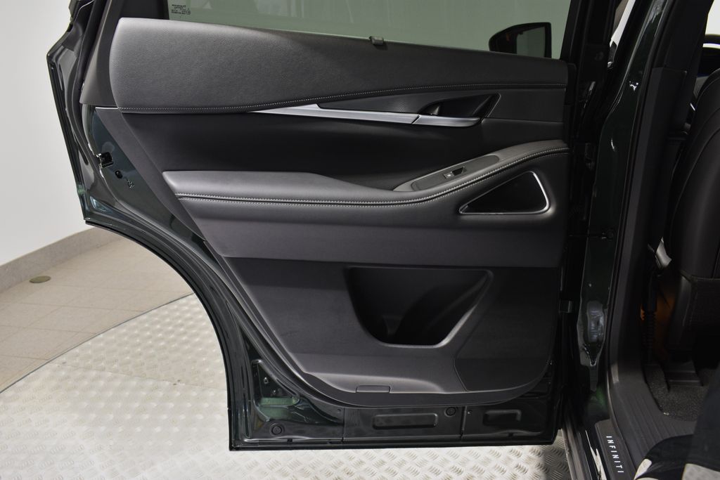 2026 Infiniti QX60 Luxe AWD photo 28