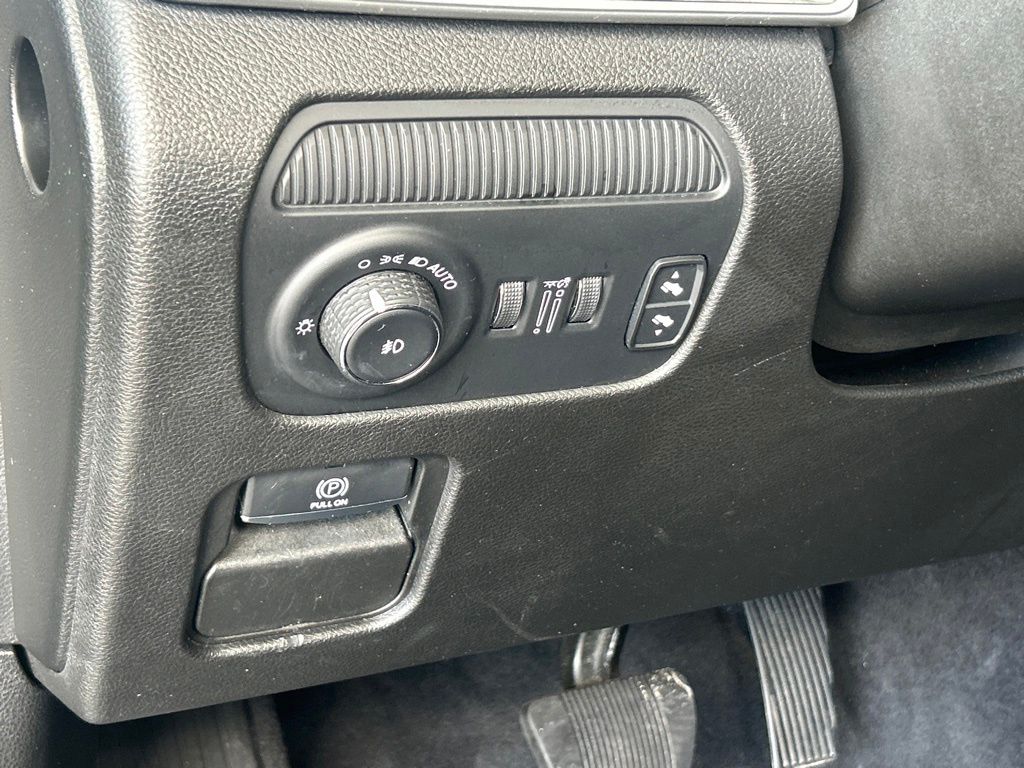 2024 Jeep Wagoneer L Series II photo 26