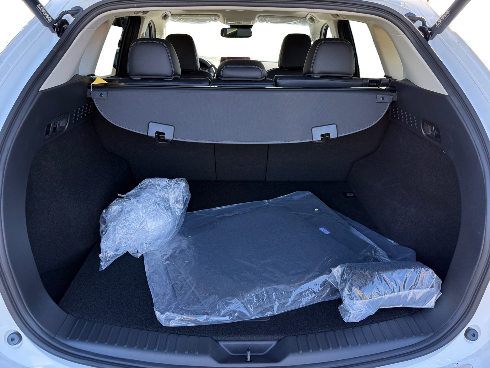 2025 Mazda CX-5 2.5 S Preferred Preferred photo 17