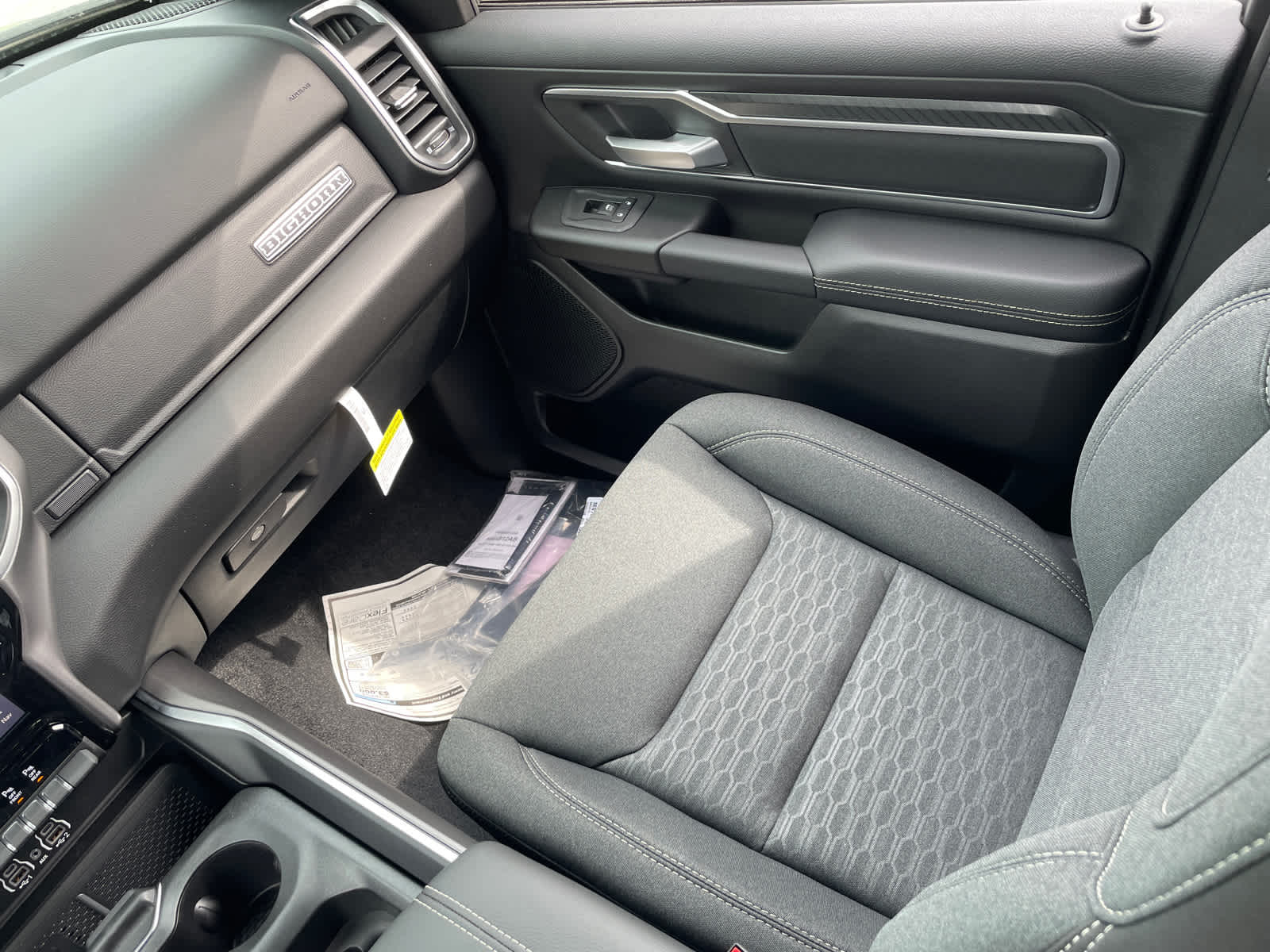2025 Ram 1500 Big Horn photo 16