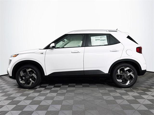 2025 Hyundai Venue SEL photo 3