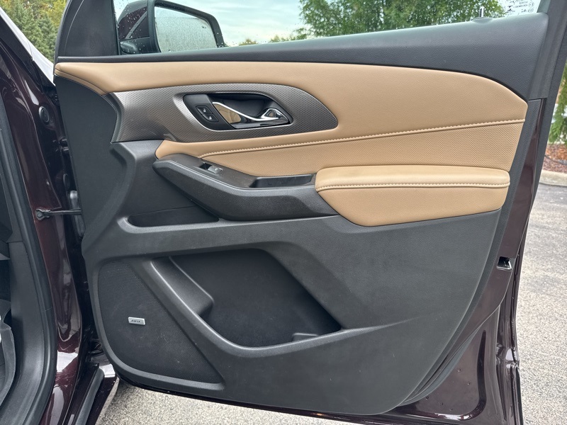 2022 Chevrolet Traverse Premier photo 45