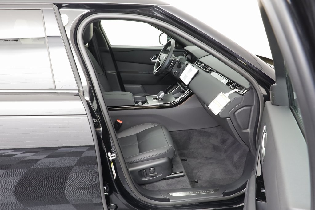 2026 Land Rover Range Rover Velar S photo 15