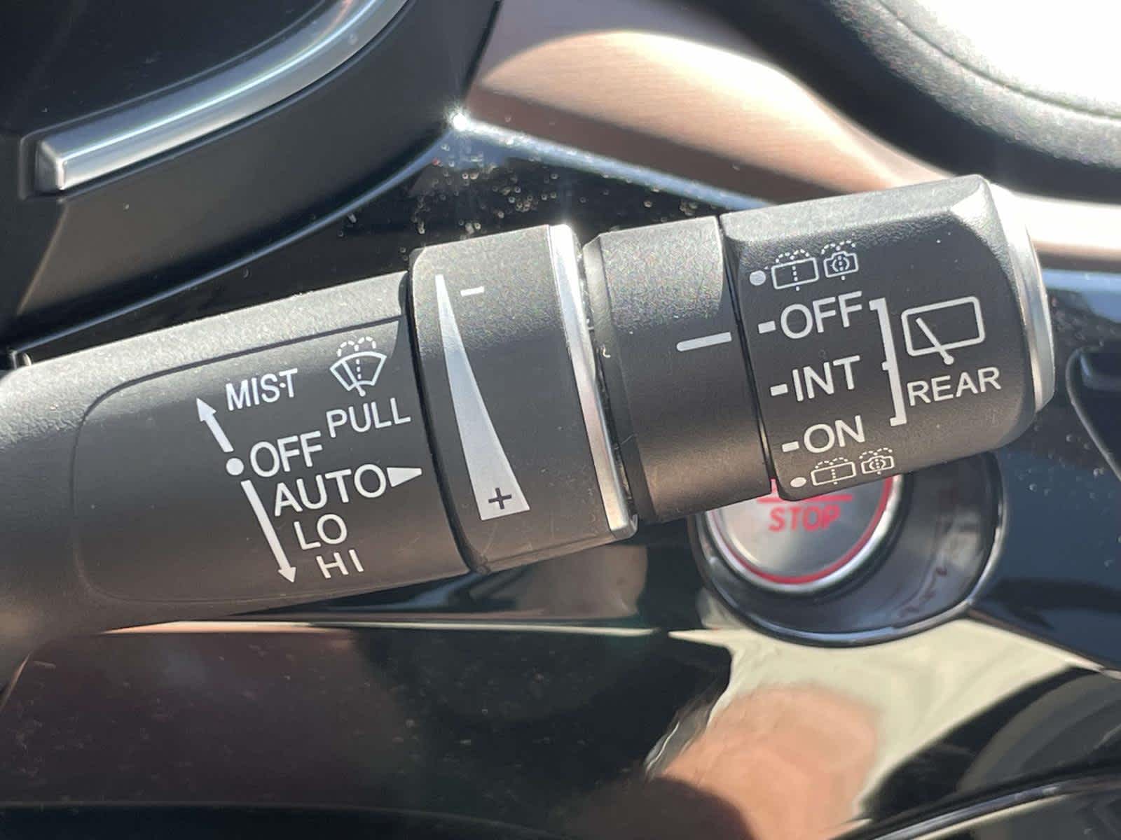 2022 Acura MDX Technology SH-AWD photo 30