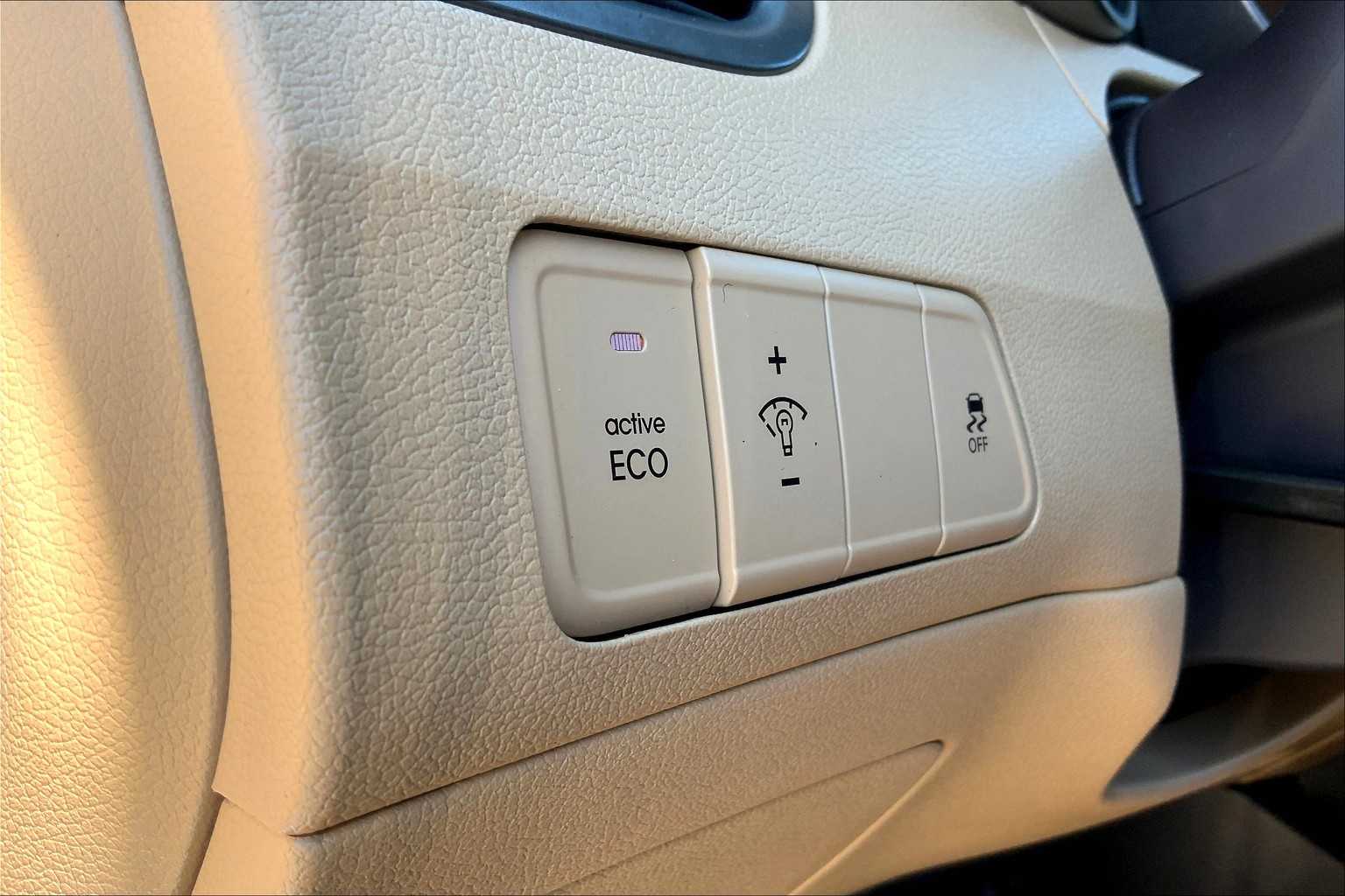2013 Hyundai Elantra GLS photo 27