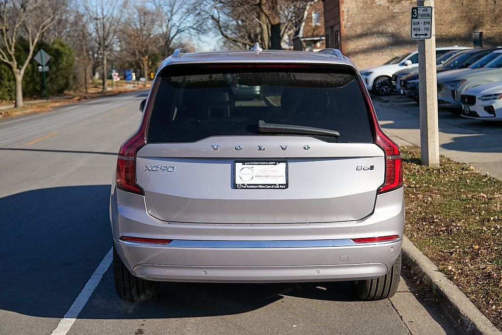 2026 VOLVO XC90 - Image 6