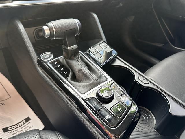 2025 Kia Sportage EX photo 14