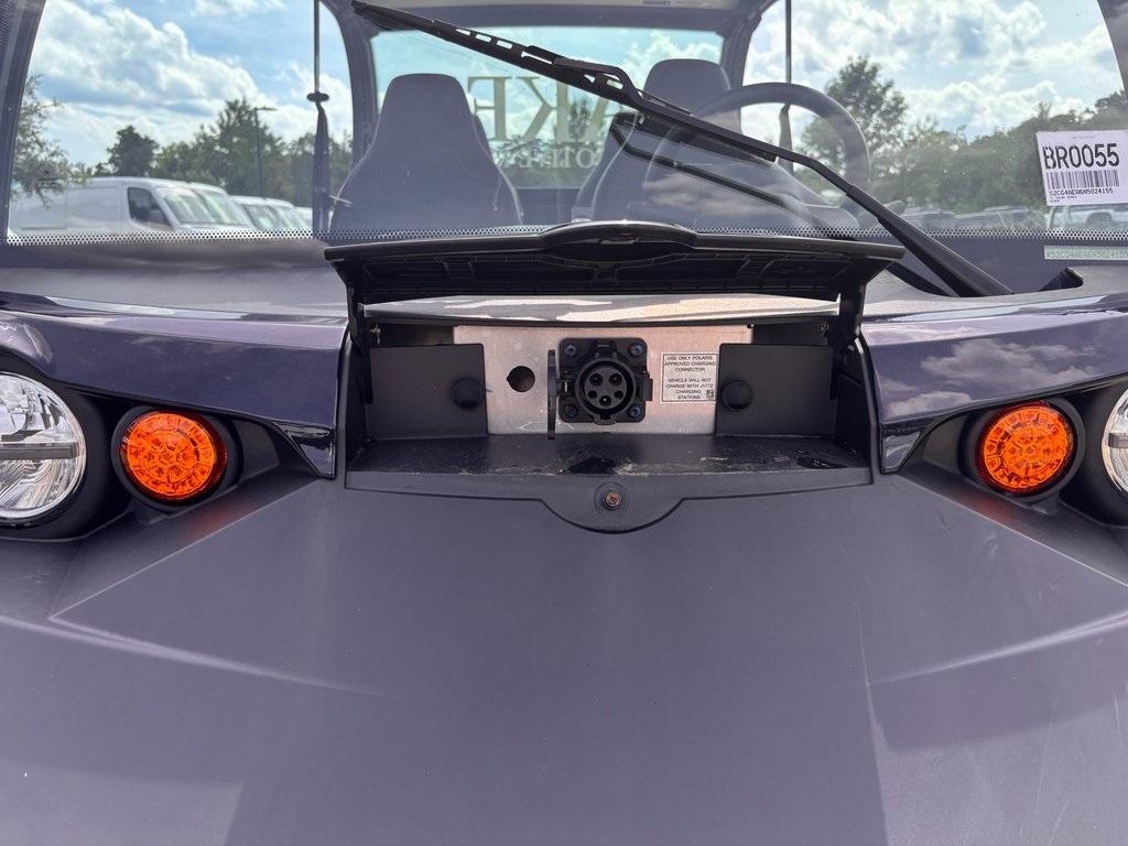 2022 Polaris GEM Standard Bed photo 9